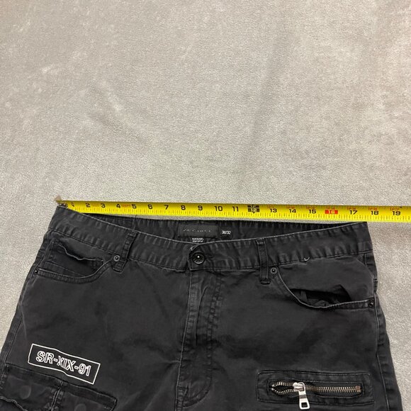 Decibel Jeans Mens 38x32 Black Cargo Slim Straight Graphics - Picture 8 of 13